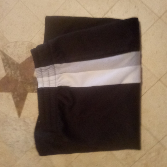 Starter Mens/Boys Shorts size large - Picture 4 of 4